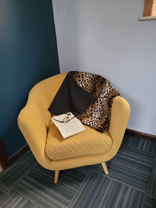 Water Resistant Cosy Fleece Blanket – Brown Leopard Print
