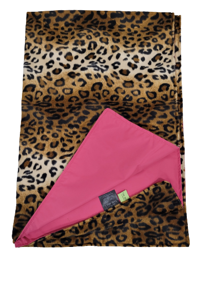 Water Resistant Cosy Fleece Blanket – Brown Leopard Print