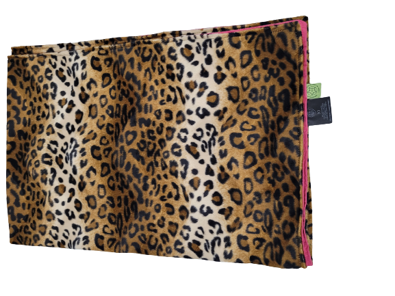 Water Resistant Cosy Fleece Blanket – Brown Leopard Print